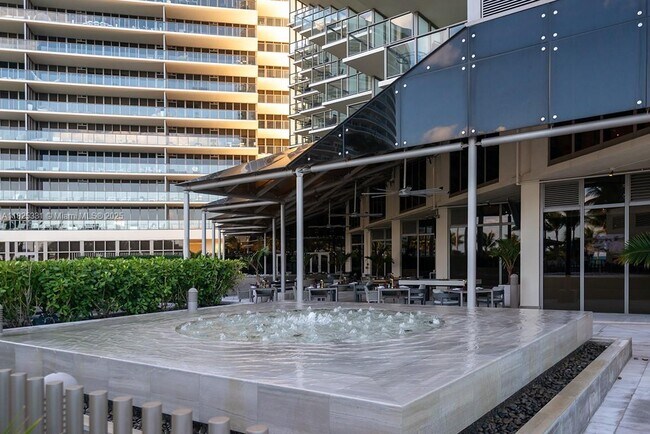 Building Photo - 9701 Collins Ave