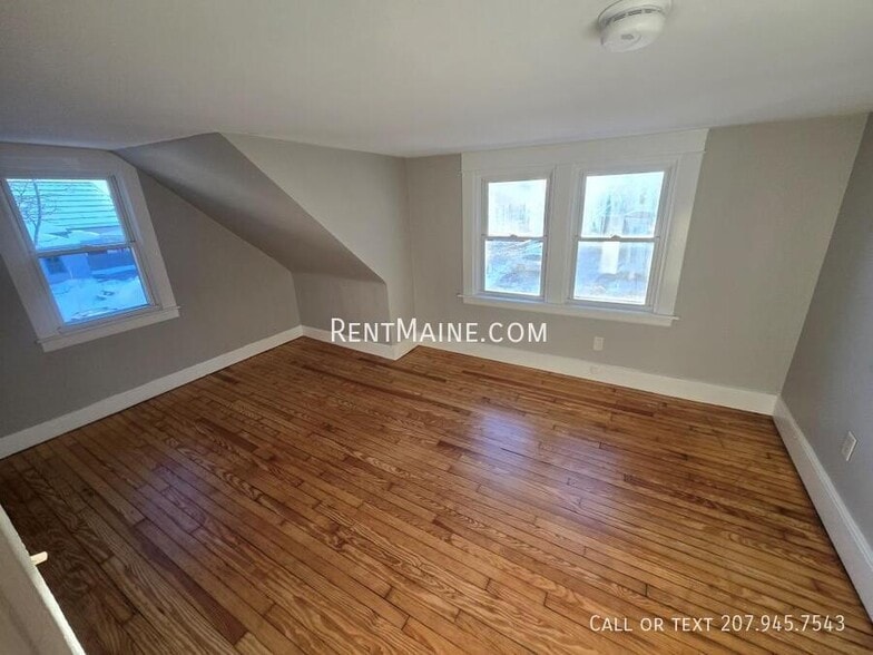 Building Photo - 269 1/2 French St