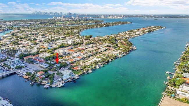 Building Photo - 618 86th St