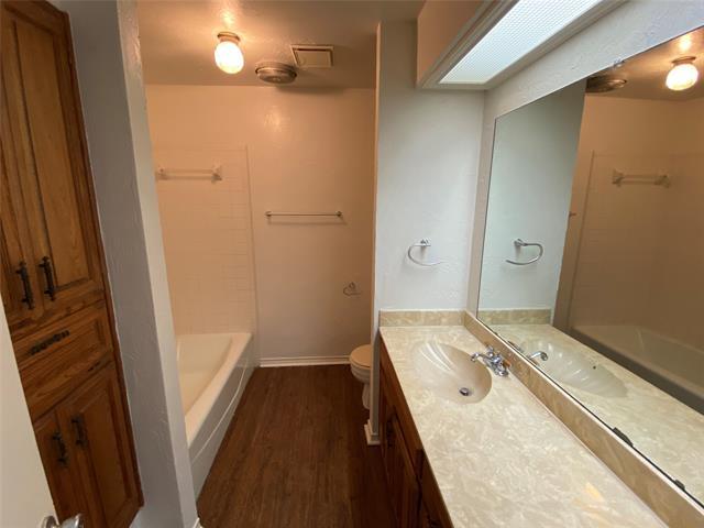 Building Photo - 139 Wildwood Dr