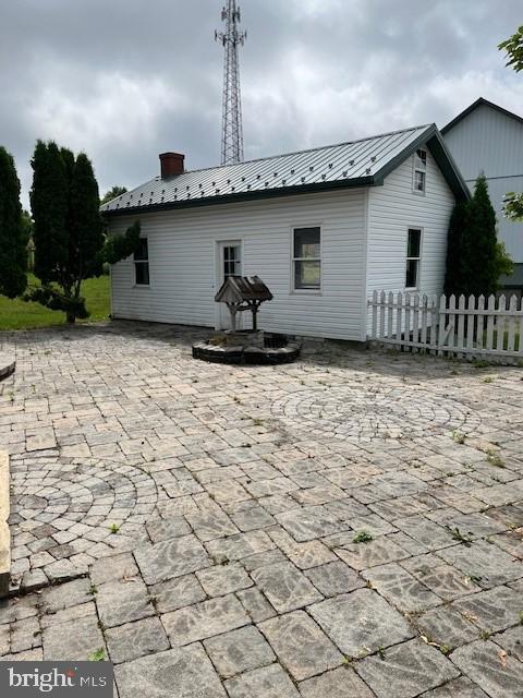 Building Photo - 572 Old U.S. 22
