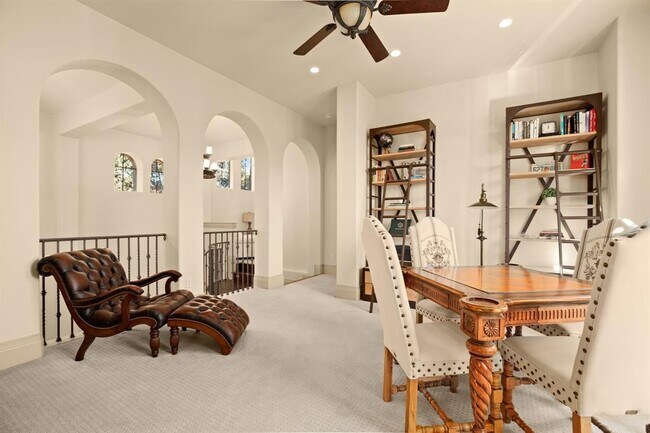 Building Photo - 13240 Villa Montana Way
