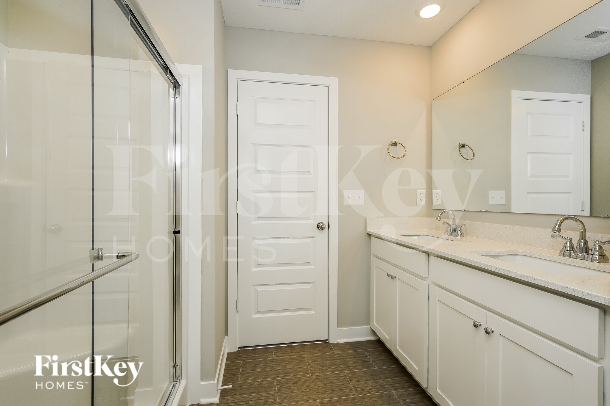 Building Photo - 2356 S Carlota Dr