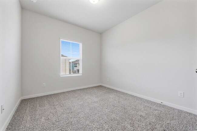 Building Photo - 635 Salt Marsh Trl