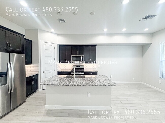 Building Photo - 17441 N 48th Ter