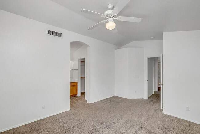 Building Photo - Gilbert Rental