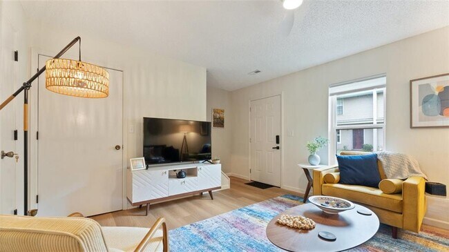 Building Photo - 2630 Kantz Dr