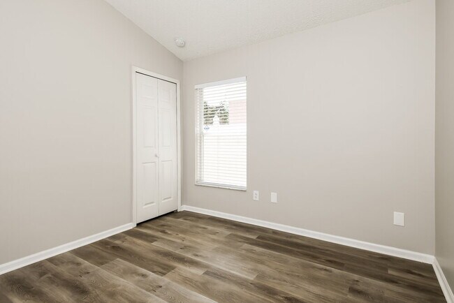 Building Photo - 11641 Kenley Cir