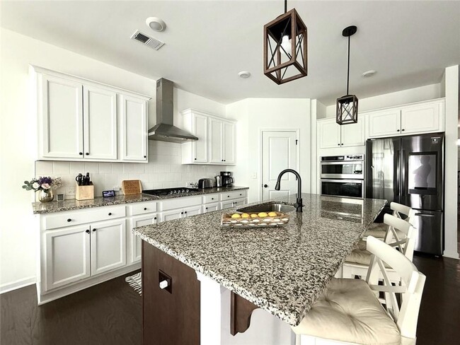 Building Photo - 5575 Coltman Dr