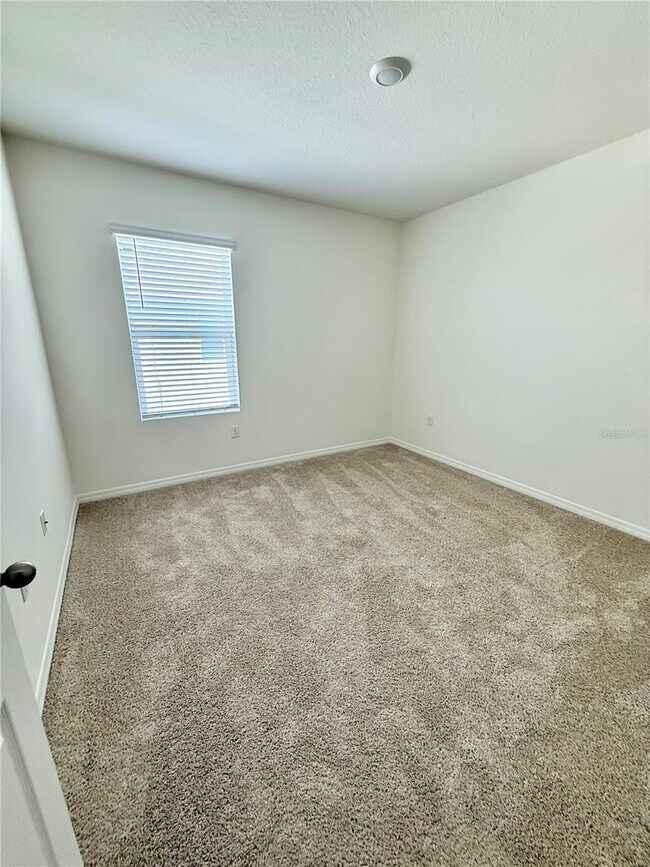 Building Photo - 1739 Post Oak Dr