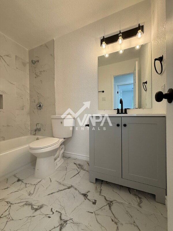 Building Photo - 551 Bertetti Dr