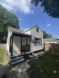 Building Photo - 607 Samantha Ave
