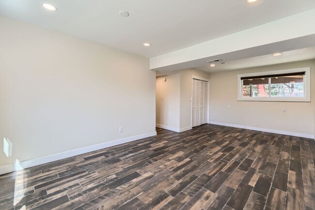 Building Photo - Excellent 4Bed/2Bath Home in Kirkland!