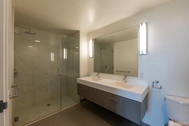 Building Photo - 52 Innes Ct
