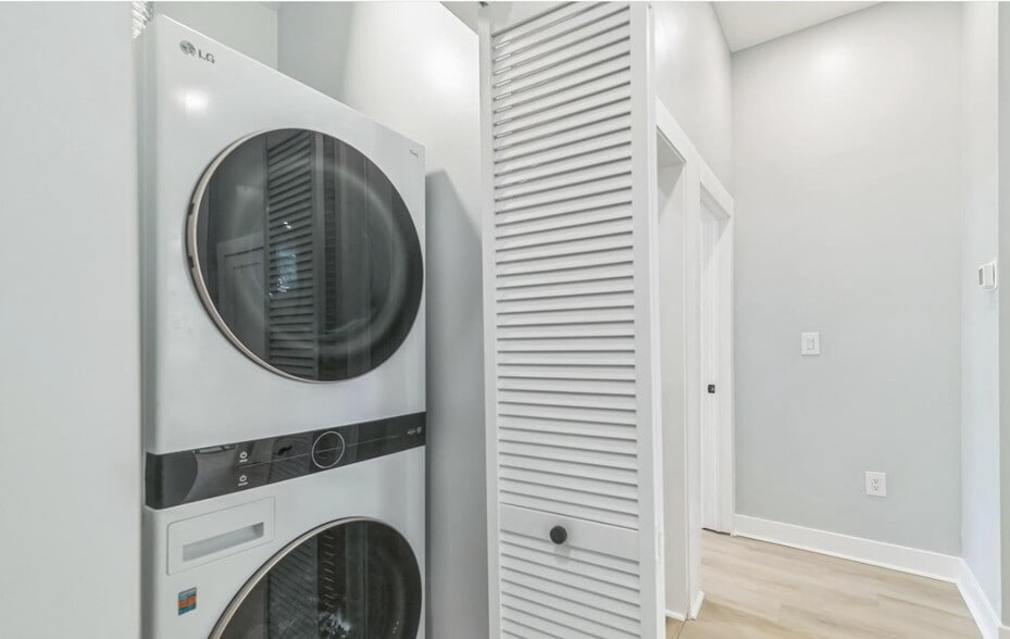 Building Photo - 3905 Kansas Ave NW