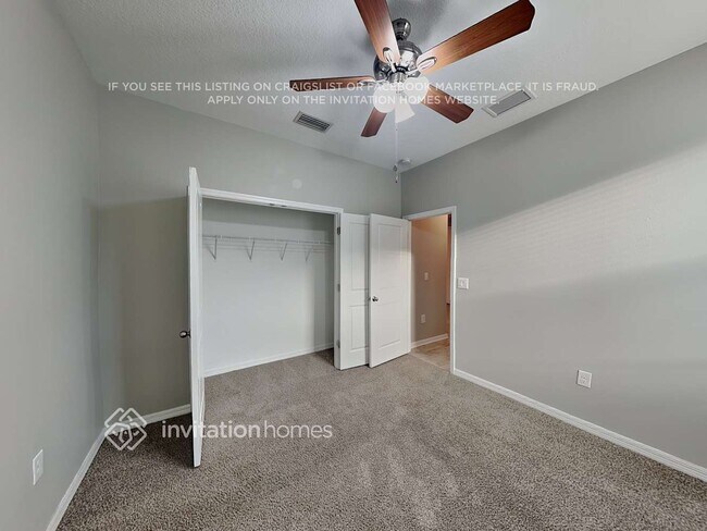 Building Photo - 11821 Cara Field Ave