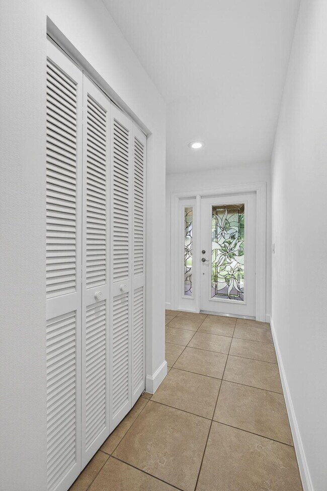 Building Photo - 1776 The 12th Fairway