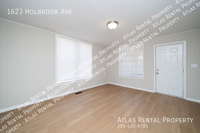 Building Photo - 1623 Holbrook Ave