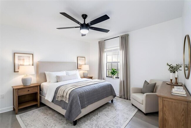 Building Photo - 341 Sterling Dr