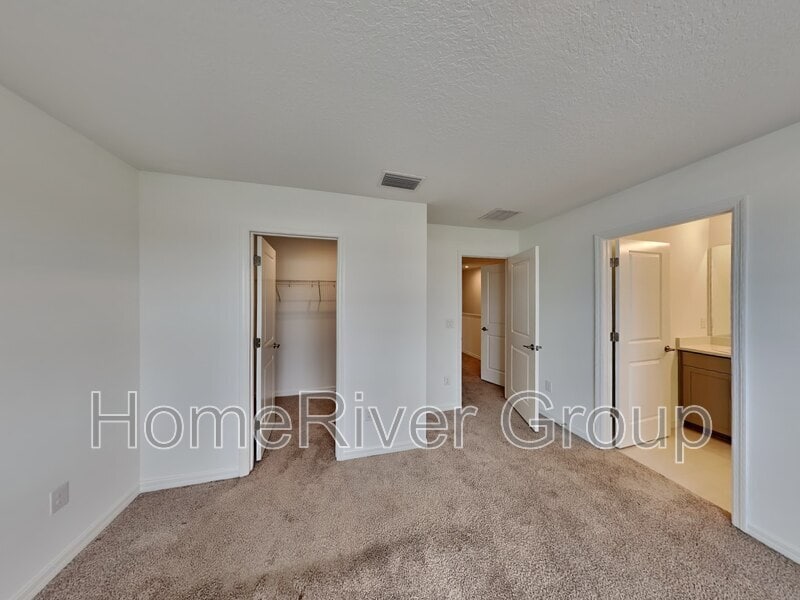 Building Photo - 5756 Haven Ter