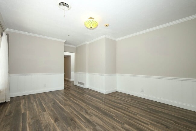 Building Photo - Spacious 4/2 in Maitland's English Estates!