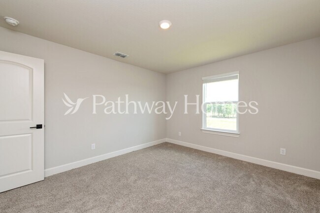 Building Photo - 623 Brookside Dr