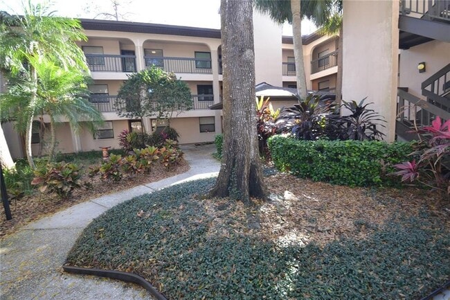 Building Photo - 3399 Mermoor Dr