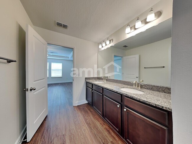 Building Photo - 1308 Bryce's Ct