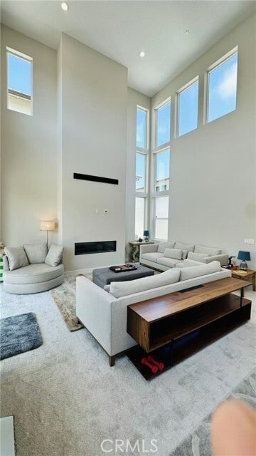 Building Photo - 151 Holliston