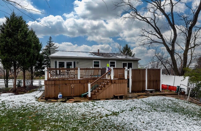 Building Photo - 3226 Everglade Ave