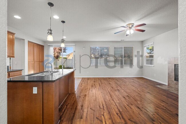 Building Photo - 1137 St Croix Way