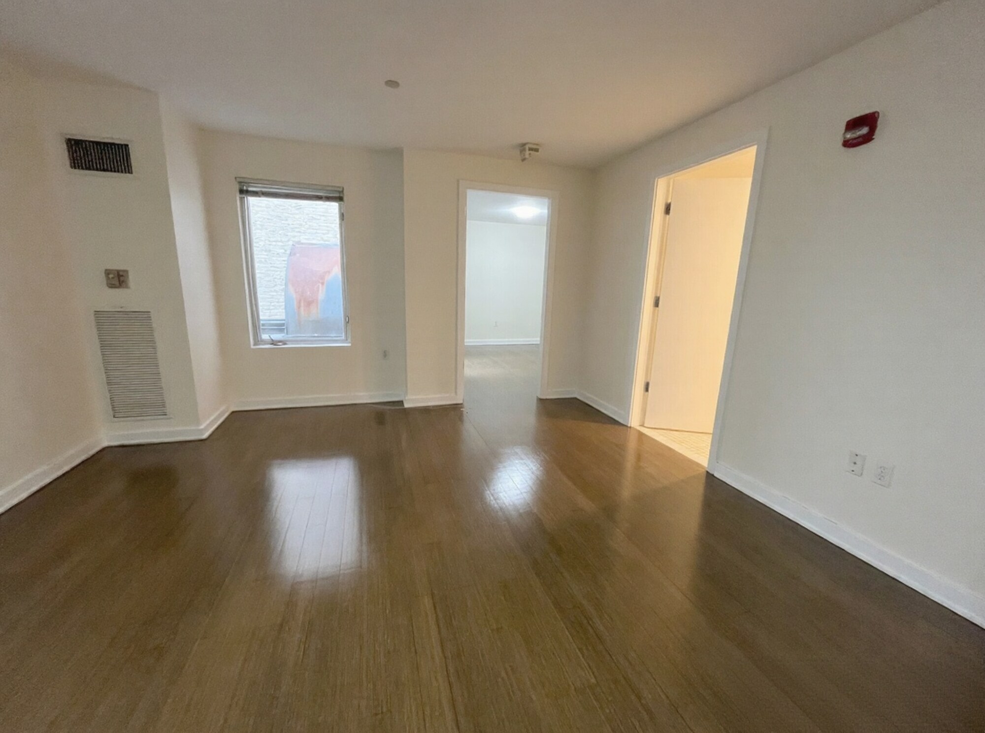 Building Photo - 41 Boylston St