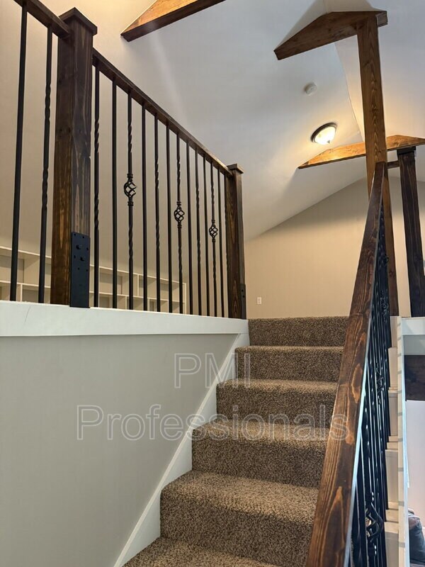 Building Photo - 149 Neverbreak Dr