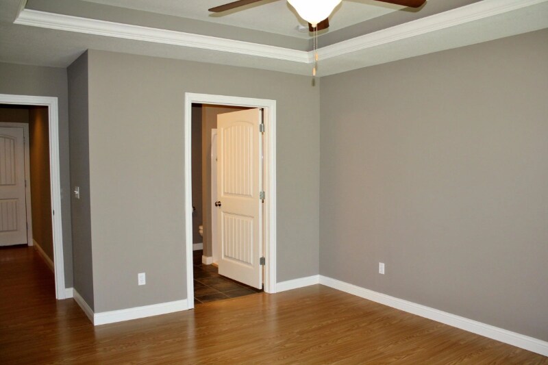 Building Photo - 4500 Weybridge Dr