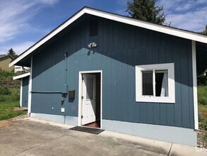 Building Photo - 1 Bed 1 Bath ADU Tiny Home Lake Stevens