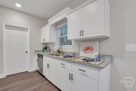 Building Photo - 8 Donny Cir