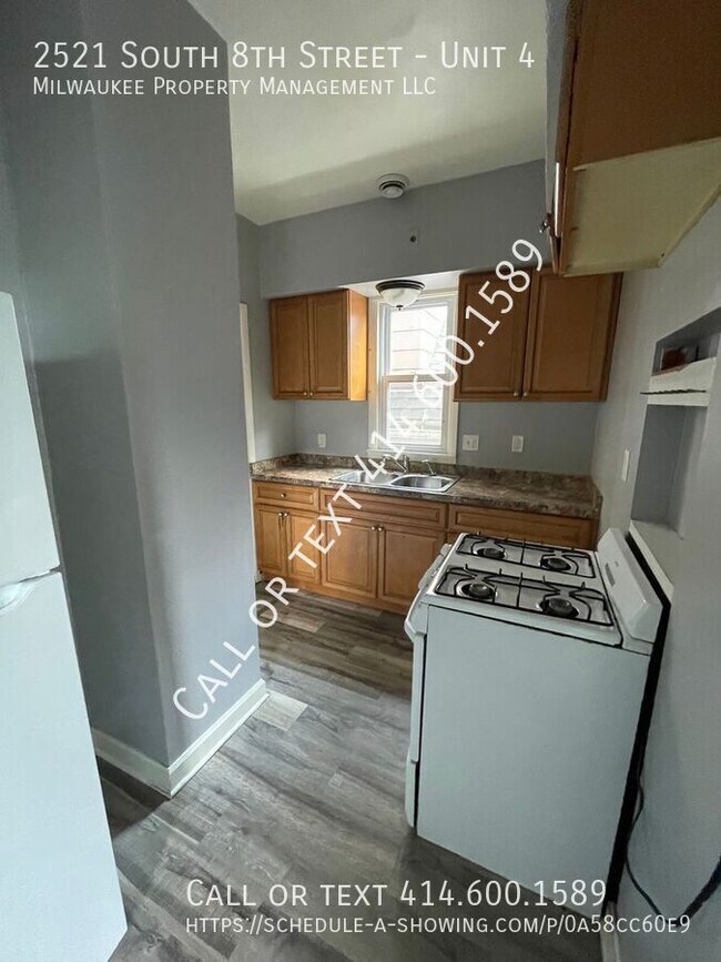 Building Photo - 2521 S 8th St