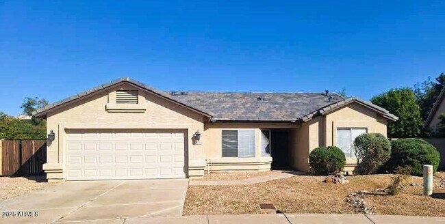 Primary Photo - 8136 W Stella Ave