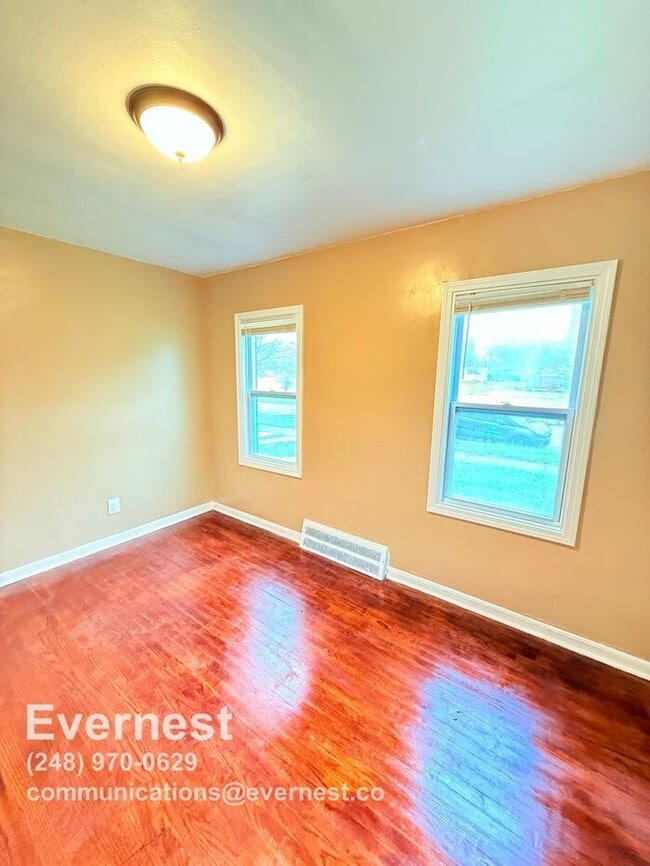 Building Photo - Charming 2-Bedroom Home in a Convenient Lo...