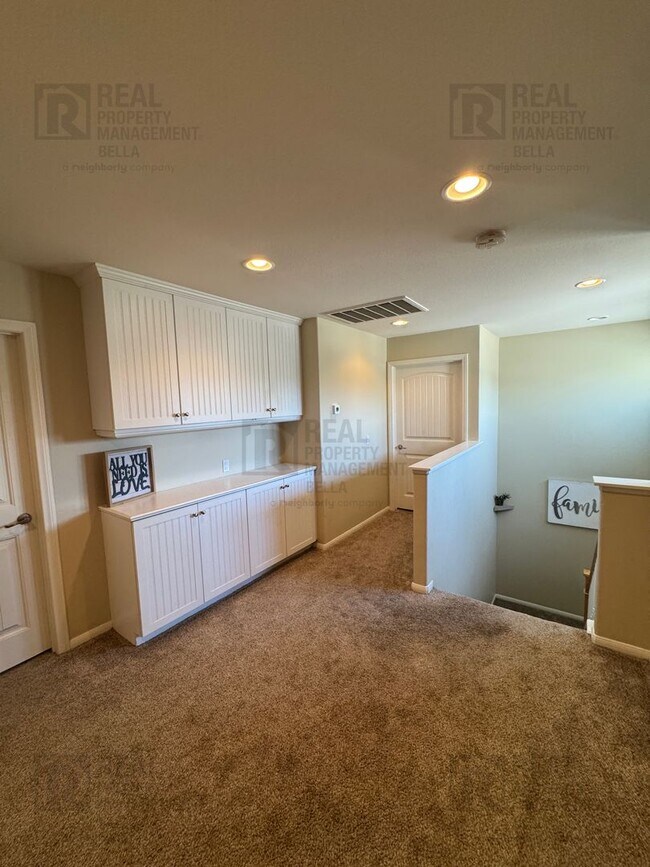 Building Photo - Resort-Style Living in Spencer’s Crossing ...