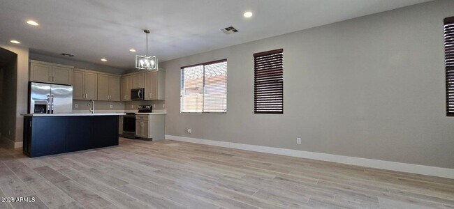 Building Photo - 17751 W Tasha Dr