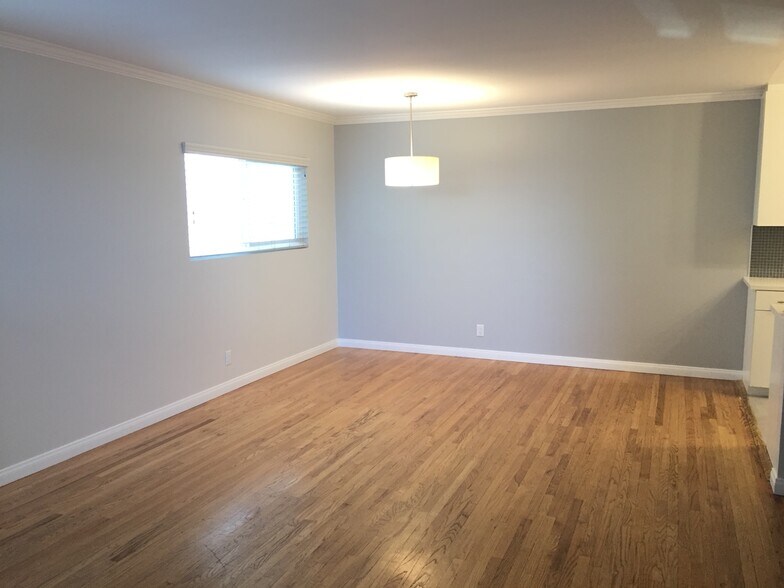 Dining Area - 2231 Virginia Ave