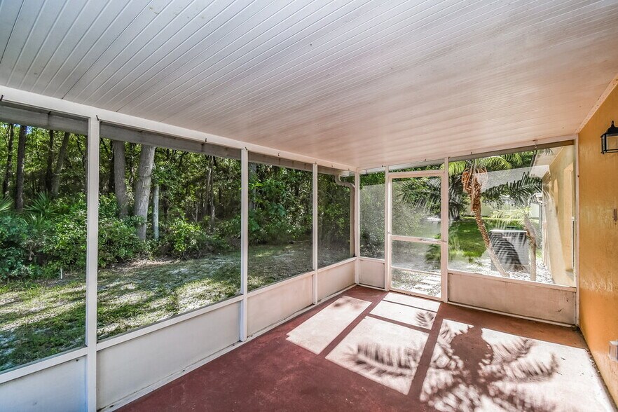 Building Photo - 7463 Lawn Tennis Ln