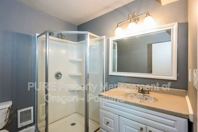 Building Photo - 22 S Meade St