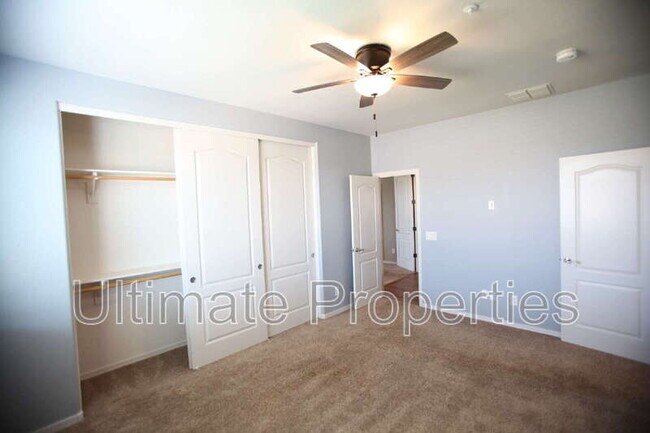 Building Photo - 14482 W La Reata Ave