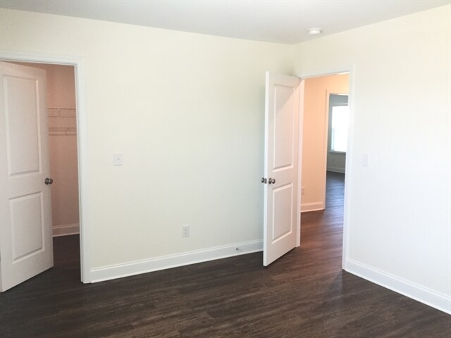 Building Photo - 156 Havenbrook Dr