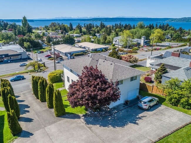 Primary Photo - Wonderful Townhome in Browns Point with VIEWS!