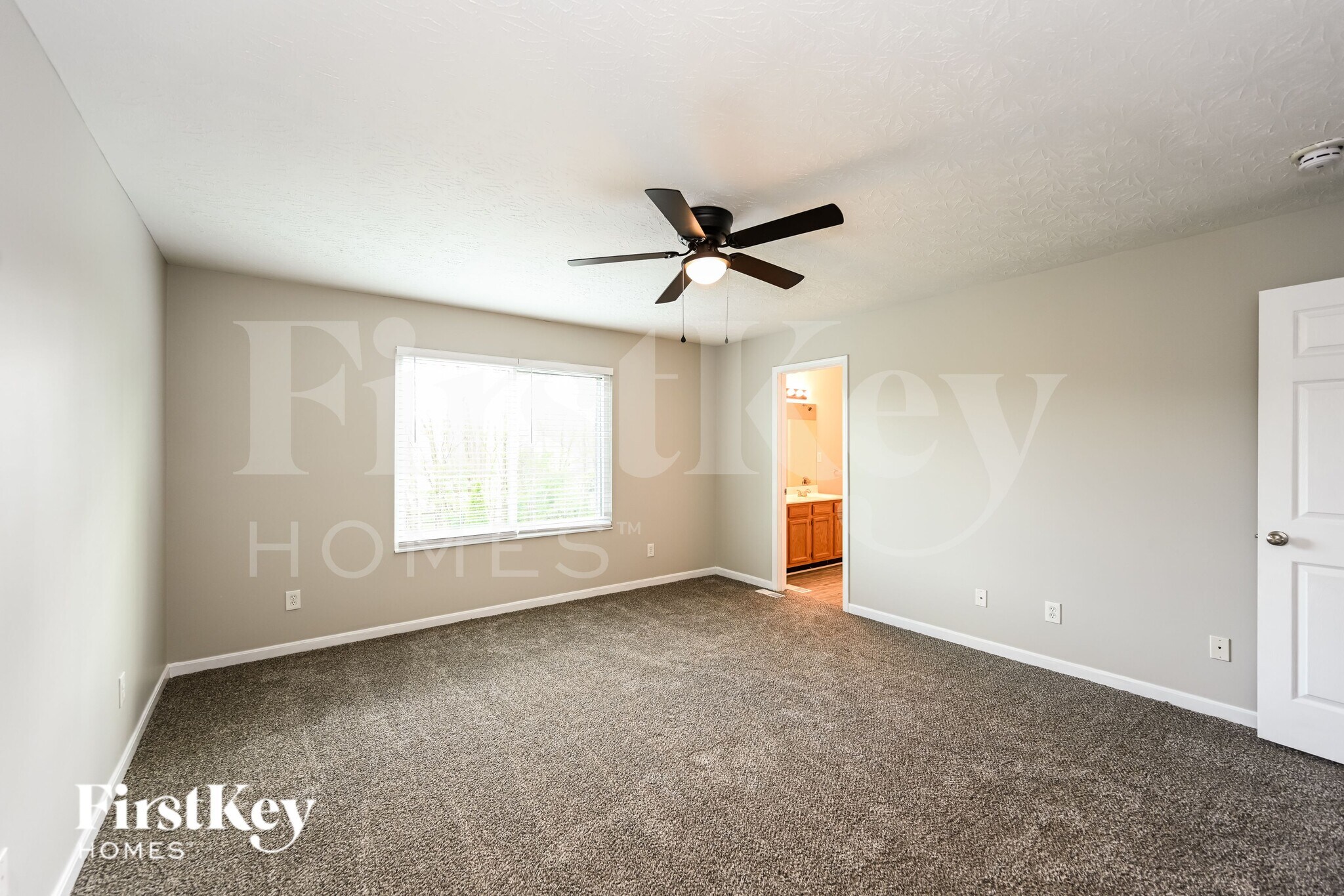 Building Photo - 2125 Picketside Dr