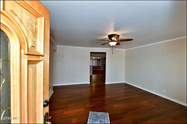 Building Photo - 7830 Basswood Ave