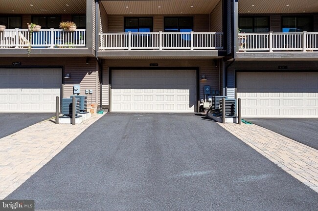 Building Photo - 43469 Grandmoore St